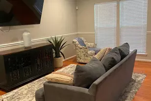 5340 Wyndholme Cir, Baltimore, MD 21229 - Photo 6