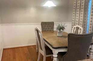 5340 Wyndholme Cir, Baltimore, MD 21229 - Photo 8