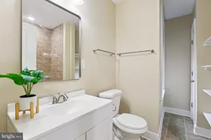 1602 N Bond St, Baltimore, MD 21213 - Photo 16
