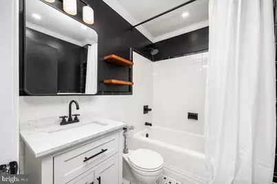 1 E Chase Street #1008, Baltimore, MD 21202 - Photo 16