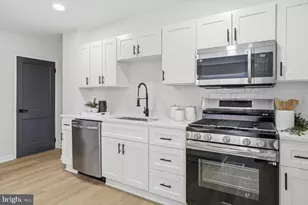 2045 Woodbourne Ave, Baltimore, MD 21239 - Photo 8