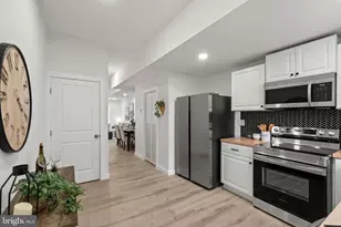 1222 Glyndon Ave, Baltimore, MD 21223 - Photo 8