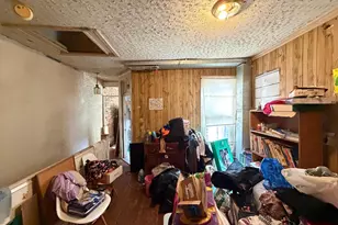 421 E 28th St, Baltimore, MD 21218 - Photo 16