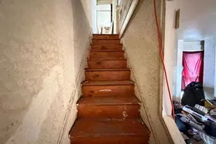 421 E 28th St, Baltimore, MD 21218 - Photo 14