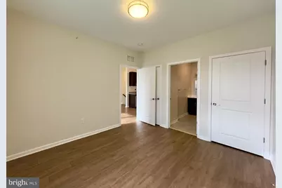 4909 Hamilton Avenue #4907-B, Baltimore, MD 21206 - Photo 6