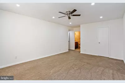 6317 Park Heights Avenue #417, Baltimore, MD 21215 - Photo 8