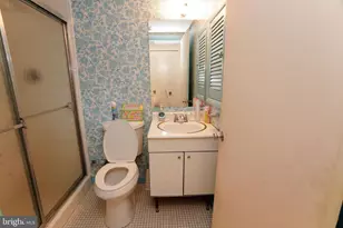 3635 Glengyle Ave, Baltimore, MD 21215 - Photo 18