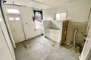 2946 Greenmount Ave, Baltimore, MD 21218 - Photo 10