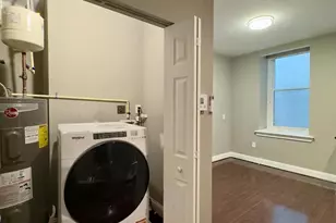 208 E Redwood St, Baltimore, MD 21202 - Photo 4