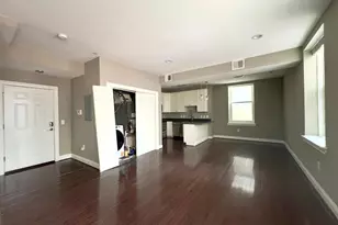 208 E Redwood St, Baltimore, MD 21202 - Photo 2