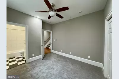 7 W Mulberry Street #01, Baltimore, MD 21201 - Photo 12