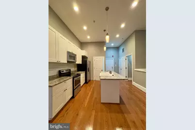 7 W Mulberry Street #01, Baltimore, MD 21201 - Photo 2