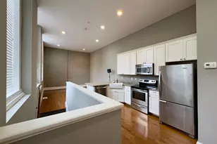 7 W Mulberry St, Baltimore, MD 21201 - Photo 4