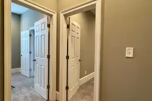 7 W Mulberry St, Baltimore, MD 21201 - Photo 12