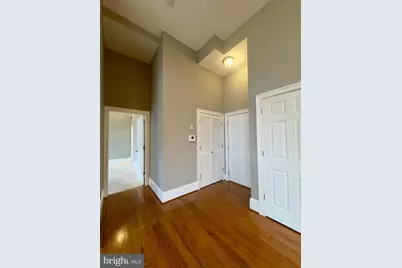 7 W Mulberry Street #07, Baltimore, MD 21201 - Photo 4