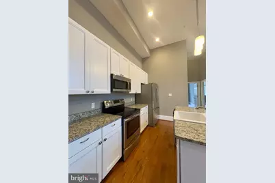 7 W Mulberry Street #07, Baltimore, MD 21201 - Photo 12