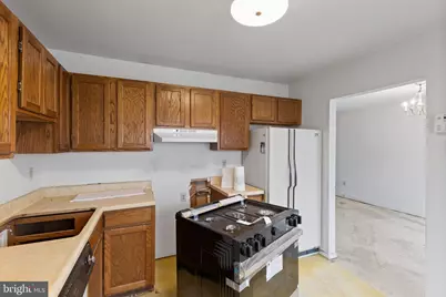 6231 Marlora Road, Baltimore, MD 21239 - Photo 10