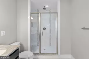 3828 Foster Ave, Baltimore, MD 21224 - Photo 16