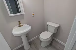 3841 Shannon Dr, Baltimore, MD 21213 - Photo 12