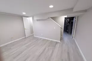 3841 Shannon Dr, Baltimore, MD 21213 - Photo 14