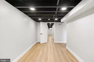 1415 E Lanvale St, Baltimore, MD 21213 - Photo 36