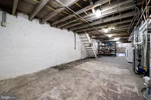 4119 Falls Rd, Baltimore, MD 21211 - Photo 12