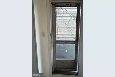 2464 Keyworth Avenue, Baltimore, MD 21215 - Photo 16