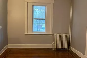 2464 Keyworth Ave, Baltimore, MD 21215 - Photo 8