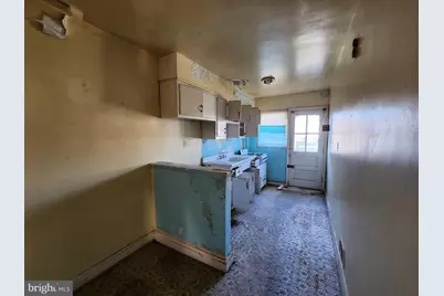 3821 Stokes Drive, Baltimore, MD 21229 - Photo 14