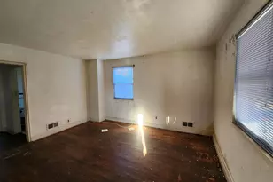 3821 Stokes Dr, Baltimore, MD 21229 - Photo 6