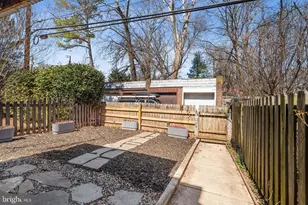 706 E Lake Ave, Baltimore, MD 21212 - Photo 42