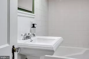 706 E Lake Ave, Baltimore, MD 21212 - Photo 28