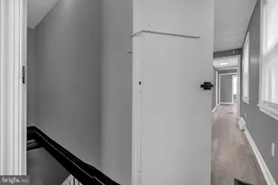 1725 Hollins St, Baltimore, MD 21223 - Photo 10