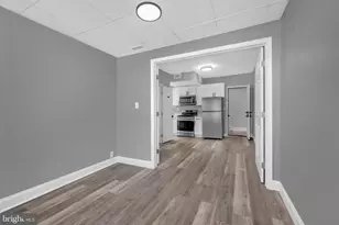 1725 Hollins St, Baltimore, MD 21223 - Photo 4