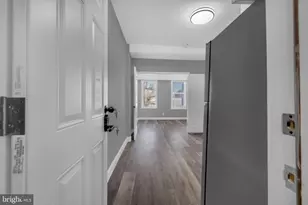 1725 Hollins St, Baltimore, MD 21223 - Photo 12