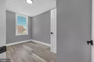 1725 Hollins St, Baltimore, MD 21223 - Photo 10