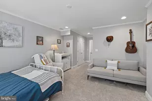 1729 Bank St, Baltimore, MD 21231 - Photo 36