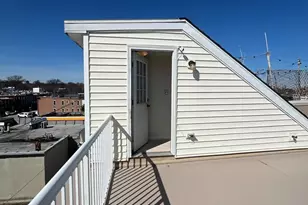 608 S Glover St, Baltimore, MD 21224 - Photo 32