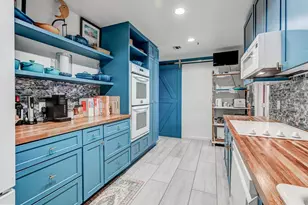 3801 Canterbury Rd, Baltimore, MD 21218 - Photo 16