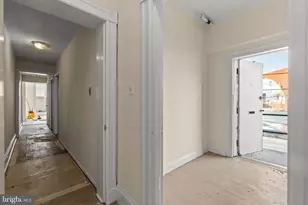 2541 St Paul St, Baltimore, MD 21218 - Photo 10