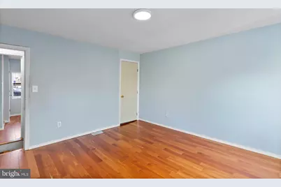 1818 E Pratt Street, Baltimore, MD 21231 - Photo 16