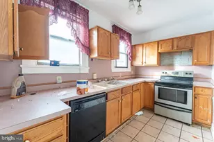 2105 Whittier Ave, Baltimore, MD 21217 - Photo 12
