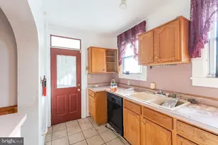 2105 Whittier Ave, Baltimore, MD 21217 - Photo 10