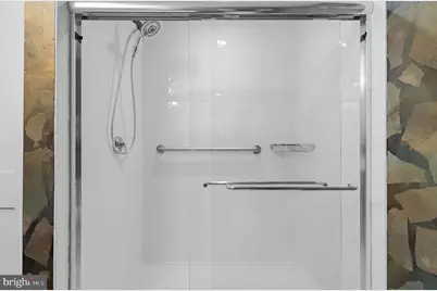 1220 Bank Street #409, Baltimore, MD 21202 - Photo 28