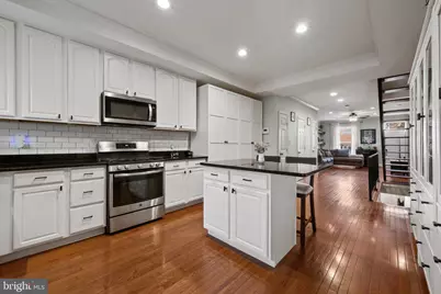615 S Clinton Street, Baltimore, MD 21224 - Photo 8