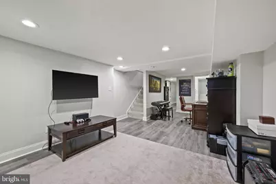 615 S Clinton Street, Baltimore, MD 21224 - Photo 12