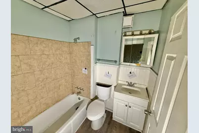 819 N Curley Street N, Baltimore, MD 21205 - Photo 8