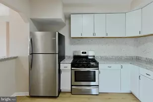 1001 Iris Ave N, Baltimore, MD 21205 - Photo 4