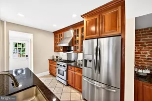 4302 Roland Ave, Baltimore, MD 21210 - Photo 20