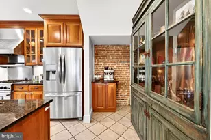 4302 Roland Ave, Baltimore, MD 21210 - Photo 16
